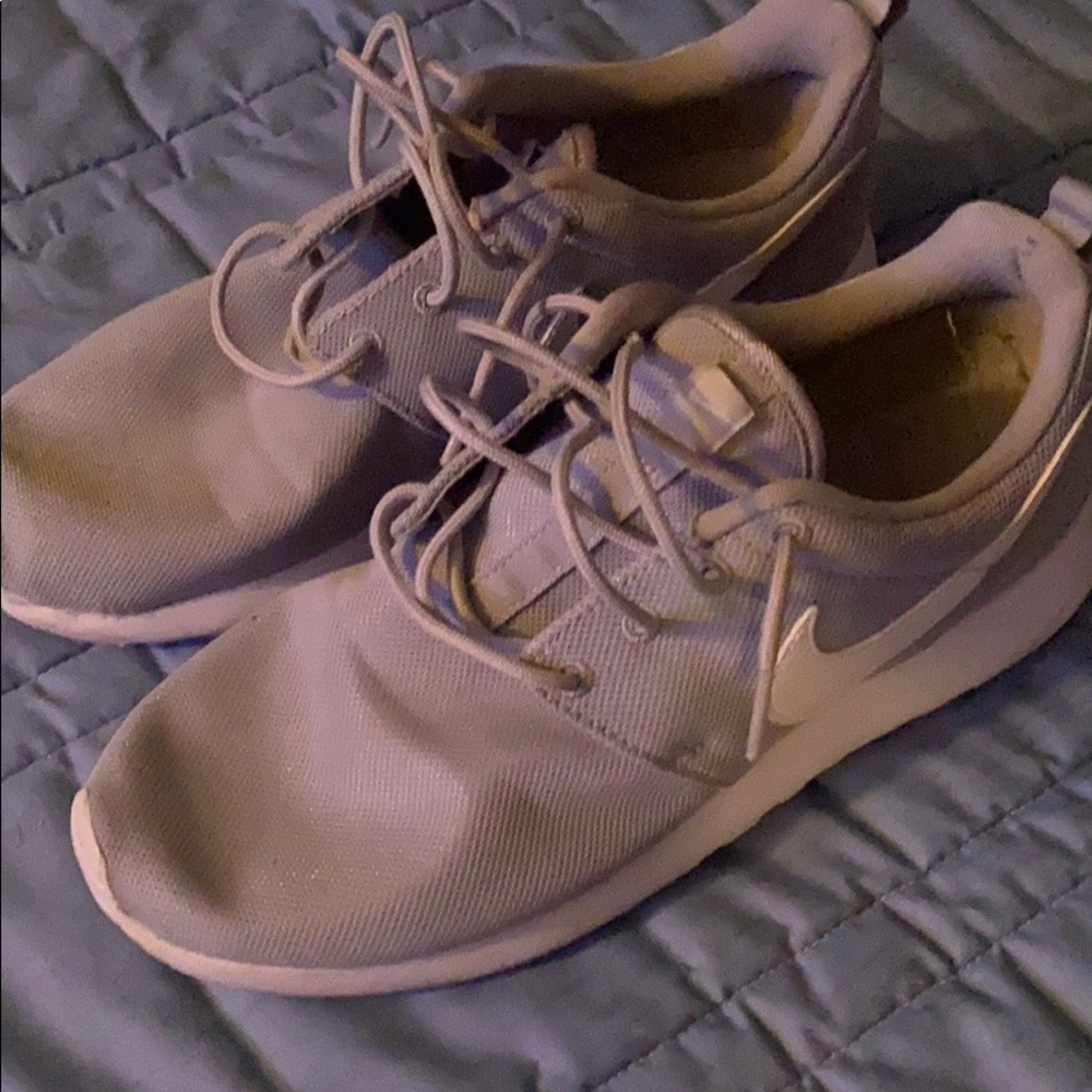 kids running shoes